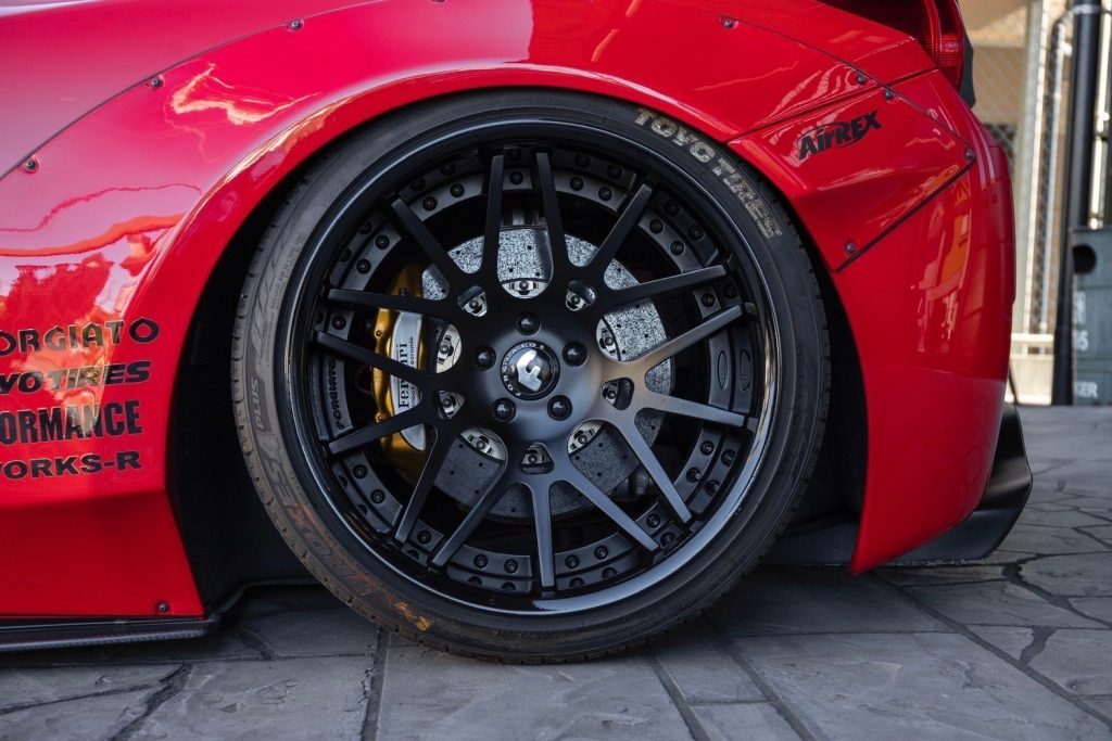 Liberty Walk Ferrari 458 wide body kit