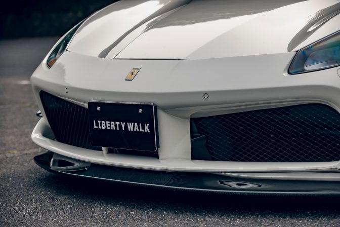 Liberty Walk Ferrari 488 wide body kit