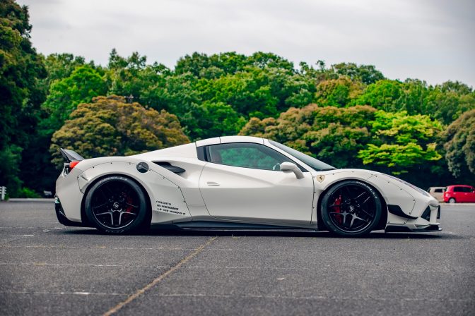 Liberty Walk Ferrari 488 wide body kit
