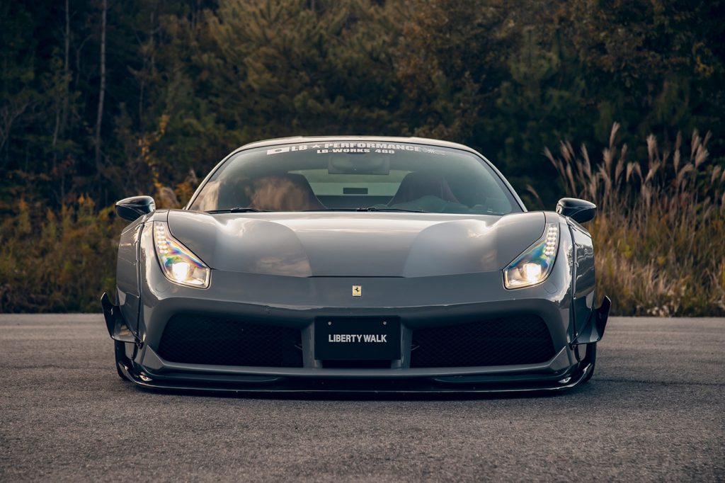 Liberty Walk Ferrari 488 wide body kit