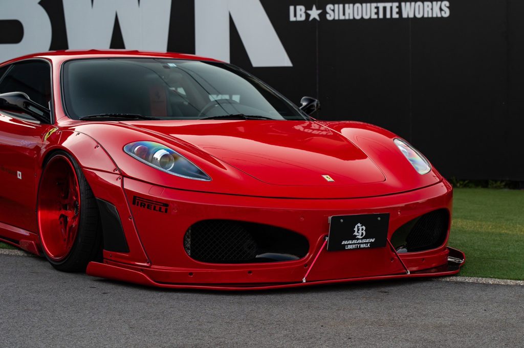 Liberty Walk Ferrari F430 wide body Kit