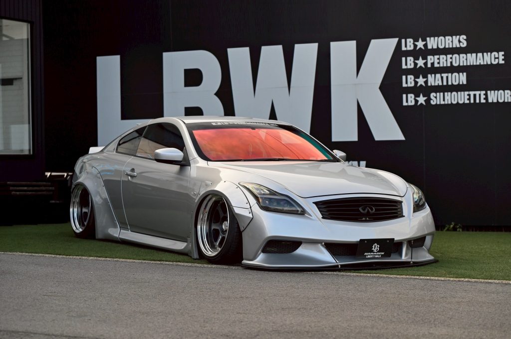 Liberty Walk Infiniti G37 Wide Body Kit