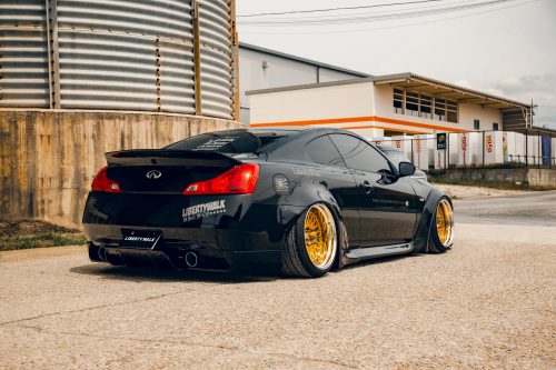 Liberty Walk Infiniti G37 Wide Body Kit