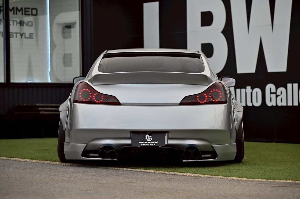 Liberty Walk Infiniti G37 Wide Body Kit