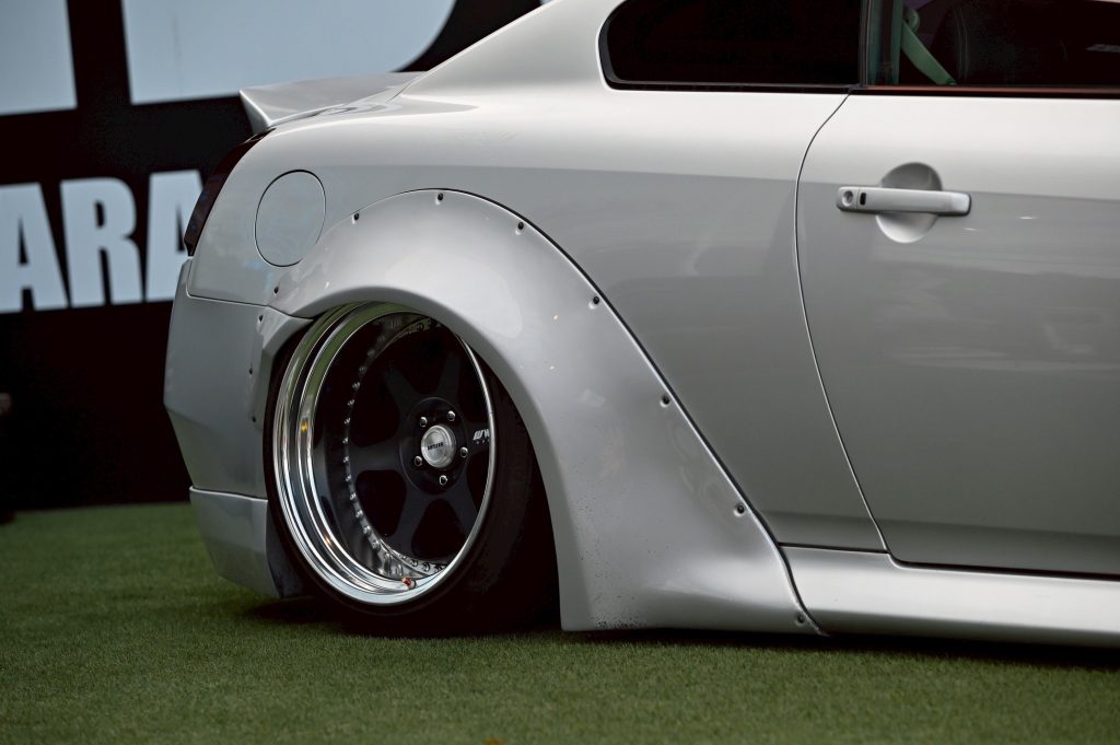 Liberty Walk Infiniti G37 Wide Body Kit
