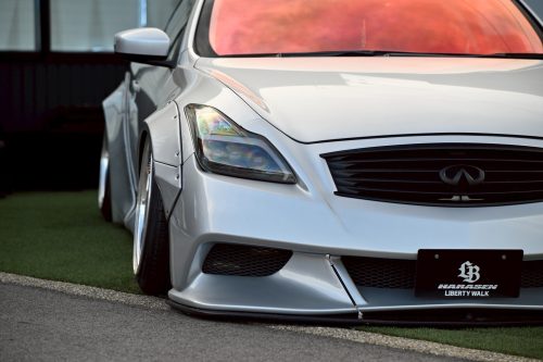 Liberty Walk Infiniti G37 Wide Body Kit