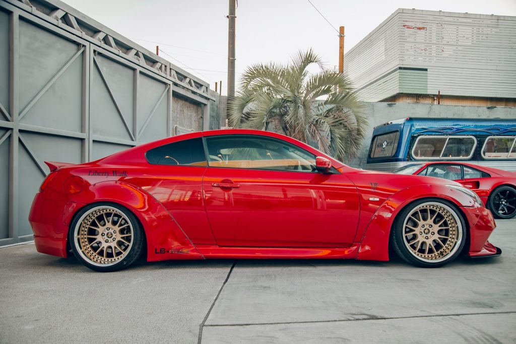 Liberty Walk Infiniti G37 Wide Body Kit
