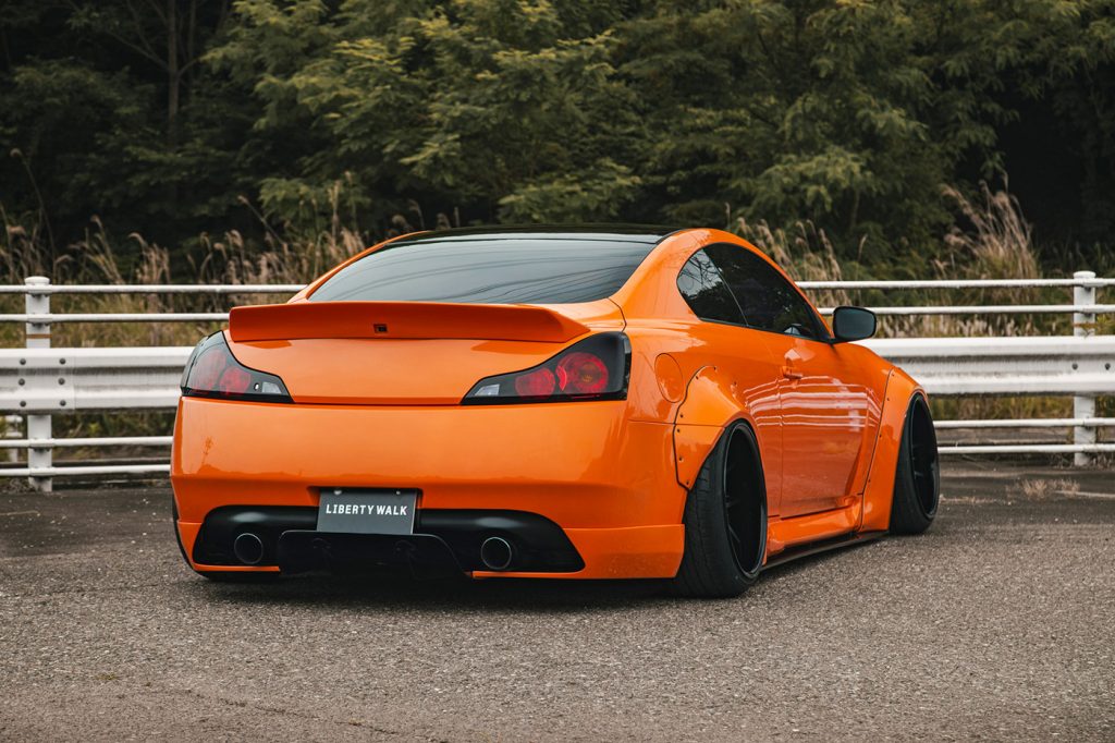 Liberty Walk Infiniti G37 Wide Body Kit