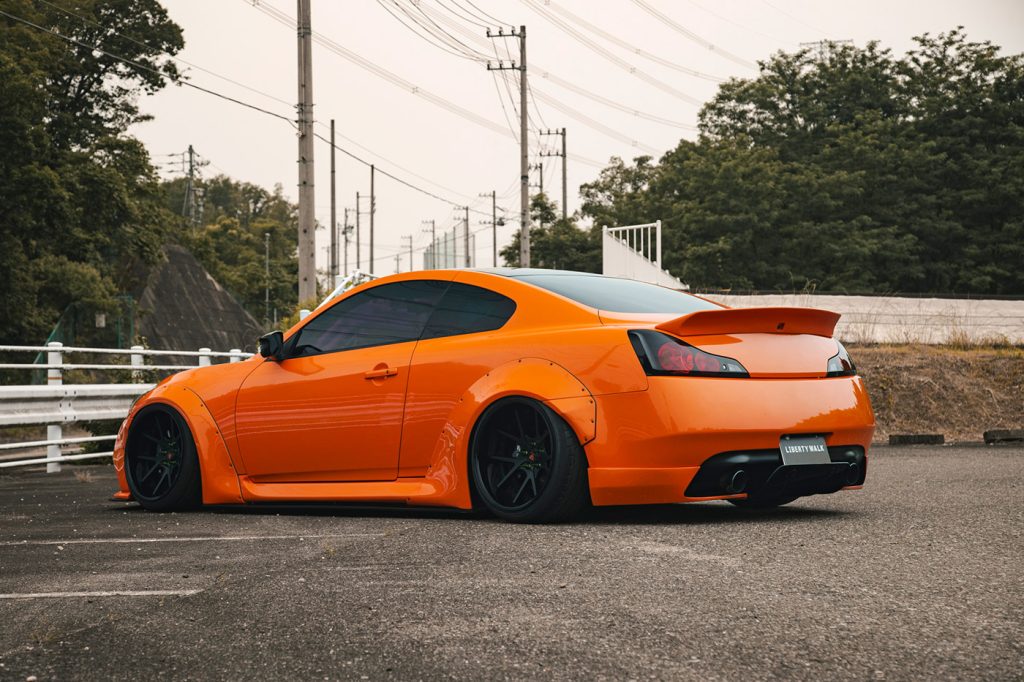 Liberty Walk Infiniti G37 Wide Body Kit