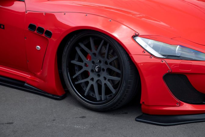 Liberty Walk Maserati GranTurismo Body Kit
