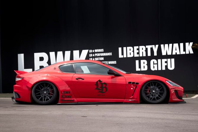 Liberty Walk Maserati GranTurismo Body Kit