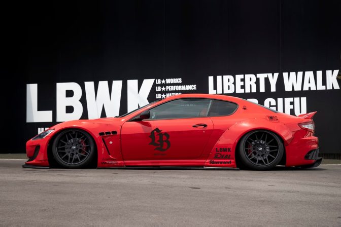 Liberty Walk Maserati GranTurismo Body Kit