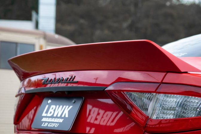 Liberty Walk Maserati GranTurismo Body Kit