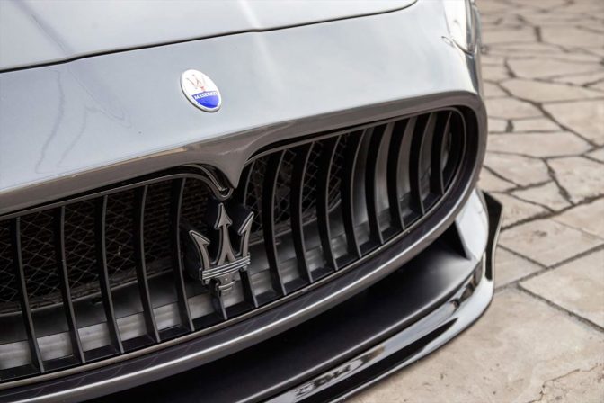 Liberty Walk Maserati GranTurismo Body Kit