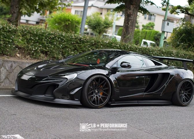 Liberty Walk McLaren MP4-12C / McLaren 650S Complete Body Kit