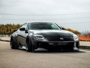 Liberty Walk Nissan Z RZ34 400Z WORKS