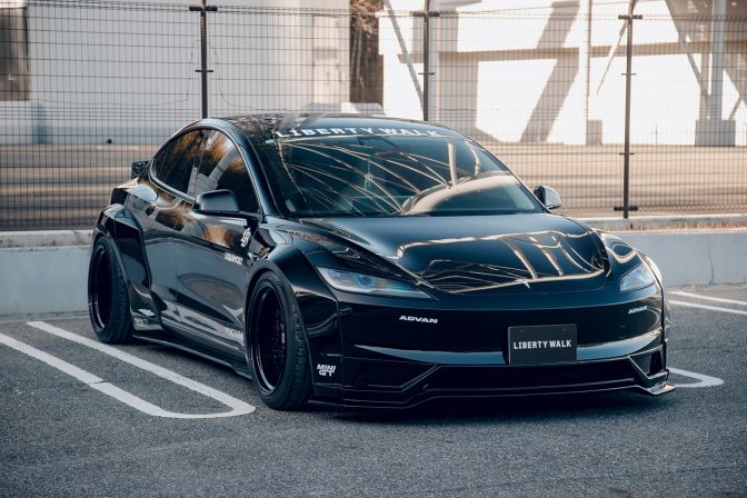 Tesla Model 3 Liberty Walk
