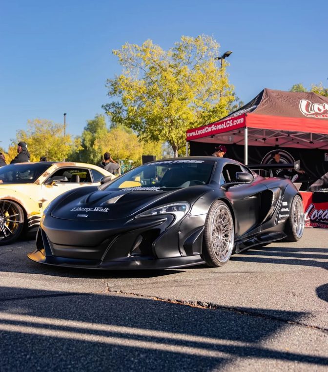 Liberty Walk McLaren MP4-12C / McLaren 650S Complete Body Kit