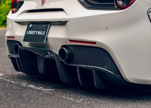 Liberty Walk Ferrari 488 wide body kit