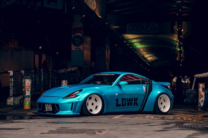 Liberty Walk Nissan Z33 (350Z)