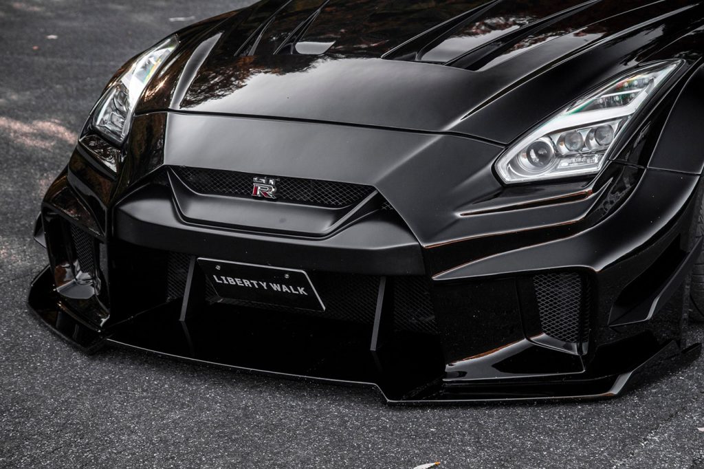 LB-Silhouette WORKS GT 35GT-RR