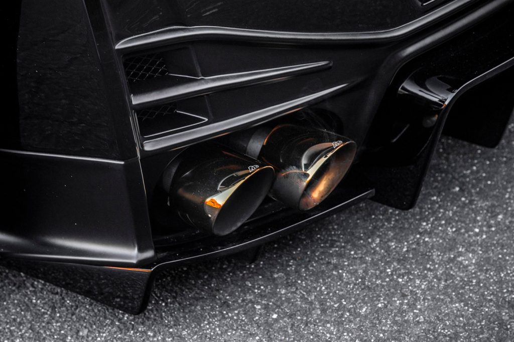 LB-Silhouette WORKS GT 35GT-RR