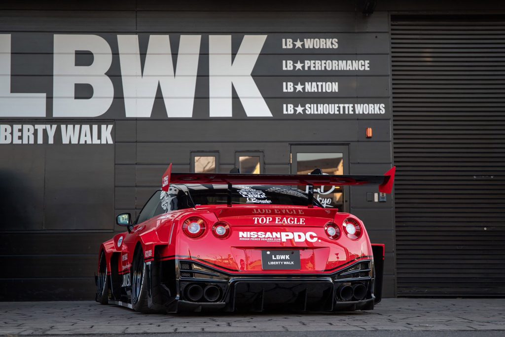 LB-Silhouette WORKS GT 35GT-RR by Liberty Walk Nissan GT-R R35 Widebody