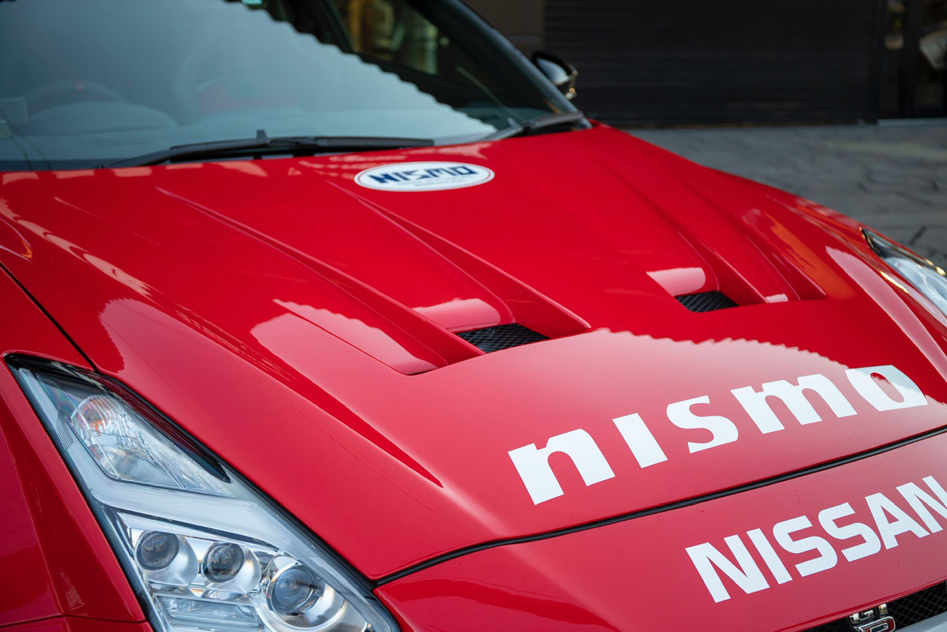 LB-Silhouette WORKS GT 35GT-RR by Liberty Walk Nissan GT-R R35 Widebody