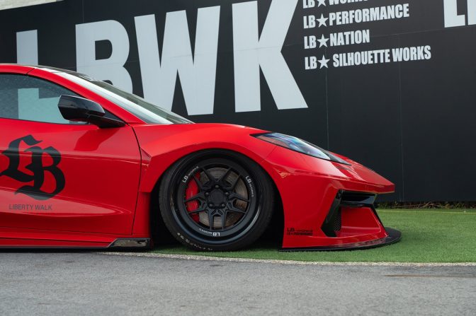 Liberty Walk Corvette C8 Stingray 3LT LB-WORKS