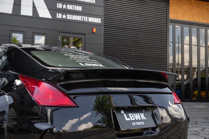 Liberty Walk LB-Nation Nissan Z33 (350Z) Widebody Kit