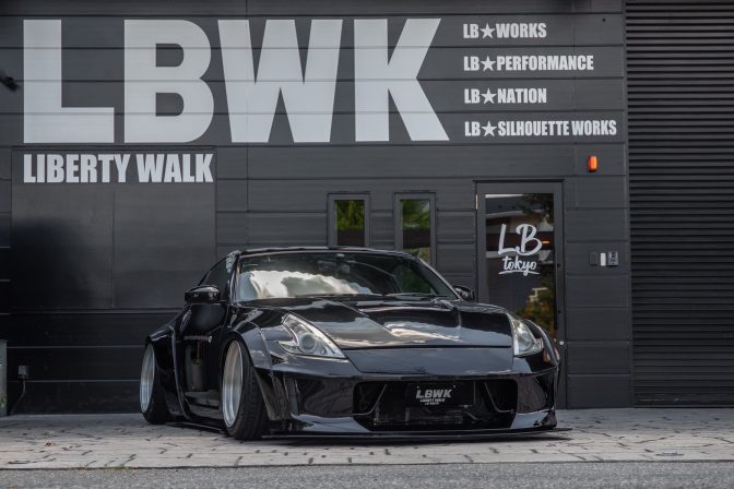 Liberty Walk LB-Nation Nissan Z33 (350Z) Widebody Kit