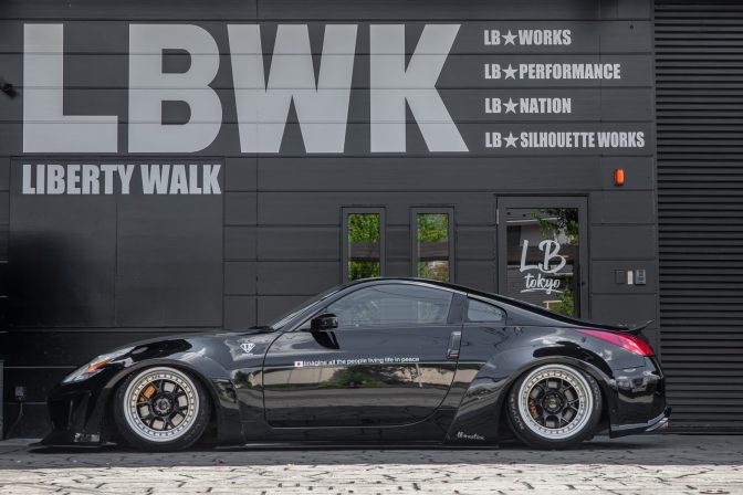 Liberty Walk LB-Nation Nissan Z33 (350Z) Widebody Kit
