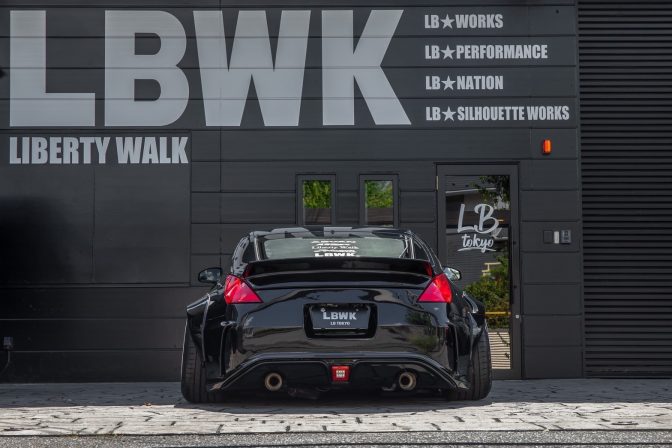 Liberty Walk LB-Nation Nissan Z33 (350Z) Widebody Kit