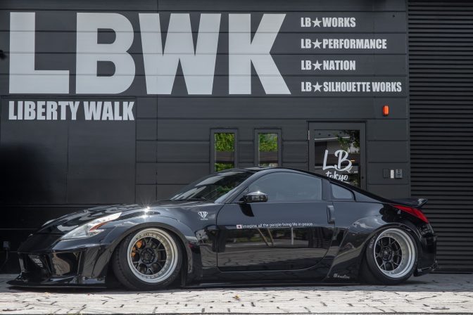 Liberty Walk LB-Nation Nissan Z33 (350Z) Widebody Kit