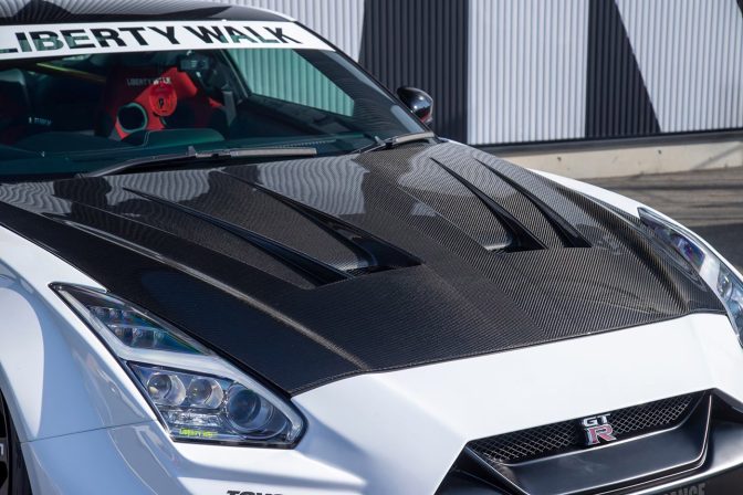 Liberty Walk | LB☆Silhouette WORKS GT 35GT-RR Body Kit - Official