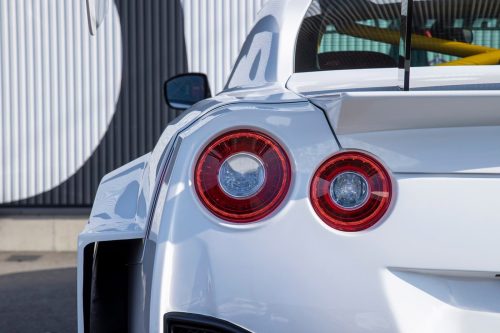 Liberty Walk Nissan R35 LB-Silhouette WORKS GT 35GT-RR