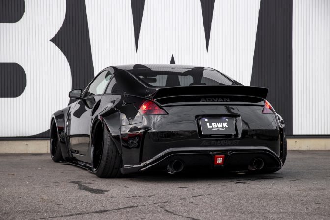 Liberty Walk Nissan Z33 (350Z) 2003-2009 Body Kit