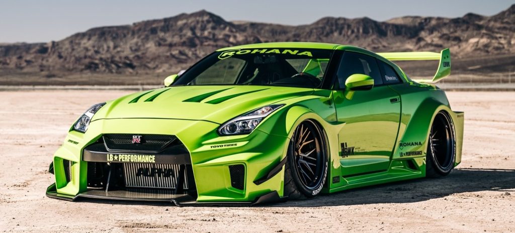 Liberty Walk SILHOUETTE WORKS GT-R Nissan R35