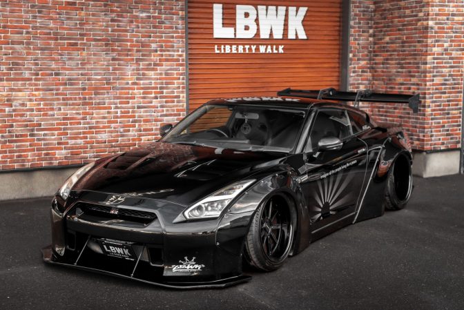 LIBERTY WALK LB★WORKS Nissan GT-R Black Liberty Walk | LB☆WORKS Nissan GT-R R35 Type 1 Body Kit