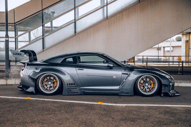 Liberty Walk | LB☆WORKS Nissan GT-R R35 Type 1.5 Body Kit (2009