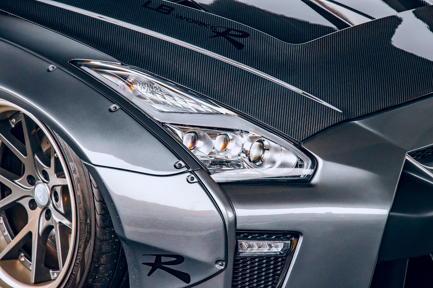 LB-WORKS LIBERTY WALK GT-R NISSAN R35 TYPE 1.5 HOOD