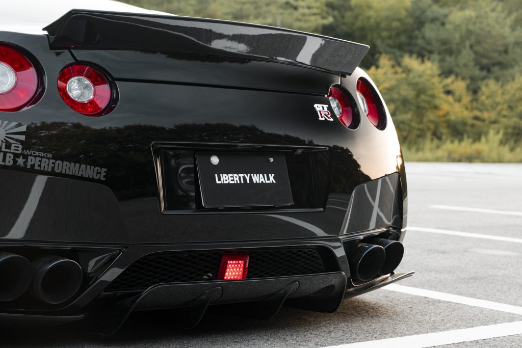 LB-WORKS Nissan GT-R R35 Type 1 Complete Body Kit by Liberty