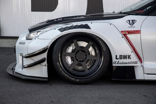 Liberty Walk WORKS Nissan GT-R R35 Type 2 Widebody Full Kit