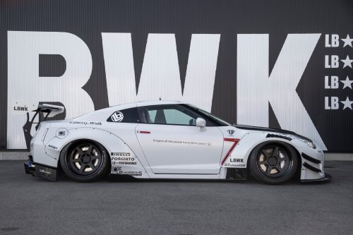 Liberty Walk WORKS Nissan GT-R R35 Type 2 Widebody Full Kit