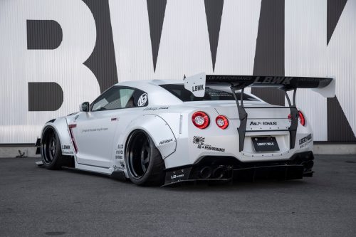 Liberty Walk WORKS Nissan GT-R R35 Type 2 Widebody Full Kit