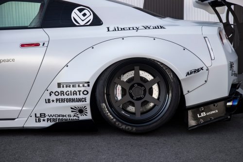 Liberty Walk WORKS Nissan GT-R R35 Type 2 Widebody Full Kit