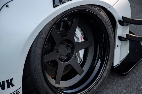 Liberty Walk WORKS Nissan GT-R R35 Type 2 Widebody Full Kit