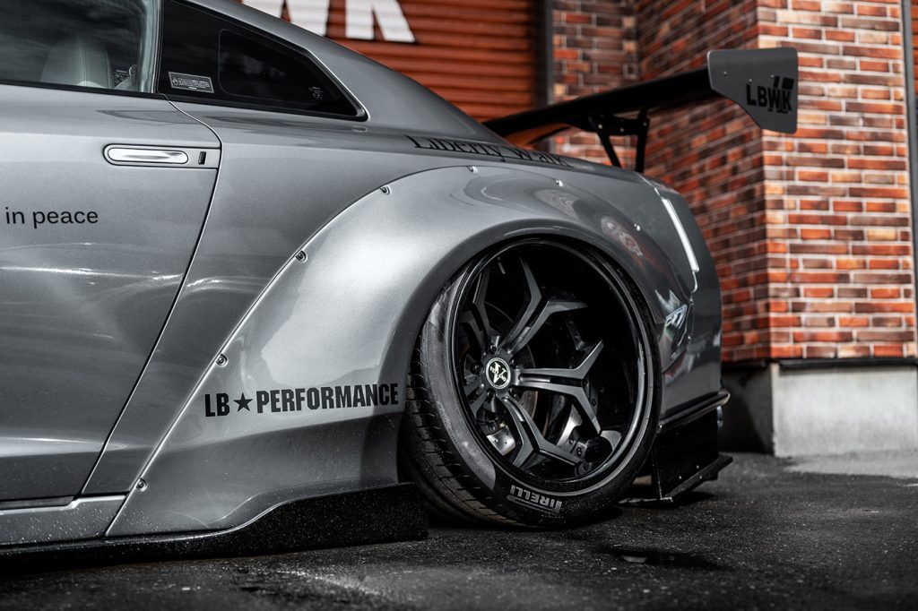 Liberty Walk, LB-WORKS Nissan GT-R R35 Type 2