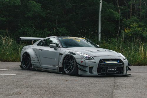 Liberty Walk, Type 2 LB-WORKS Nissan GT-R R35 Full Body Kit