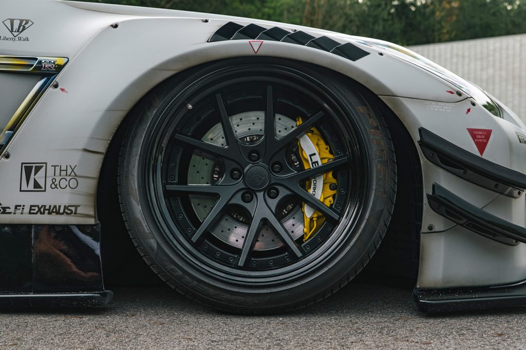 Liberty Walk, Type 2 LB-WORKS Nissan GT-R R35 Full Body Kit